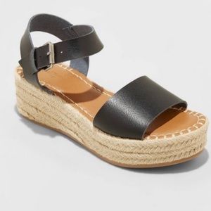 Universal thread | Espadrille black sandals